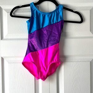 Capezio 
Girls dance leotard